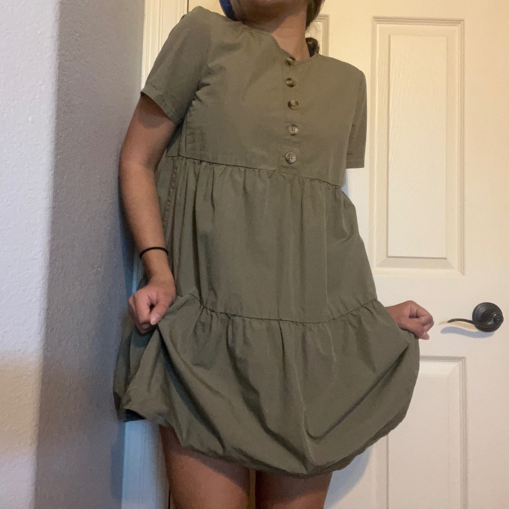 Madewell Olive Flowy Dress